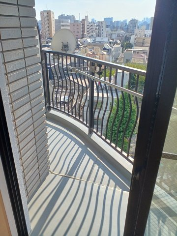 ジェイパーク東大前タワーウエストのバルコニー|バルコニー