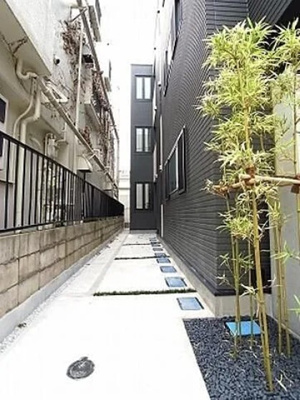 【エントランス】 | フルーレ早稲田鶴巻町