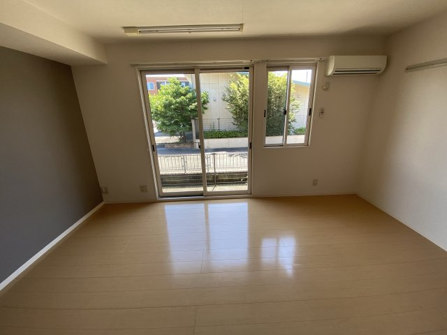 アゼリア宮上　Ｂ棟の居間・リビング