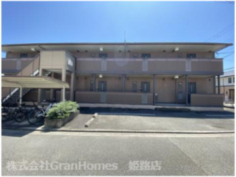 アゼリア宮上　Ｂ棟の外観