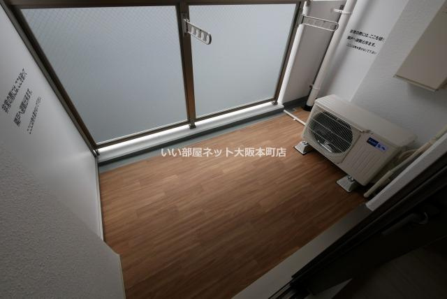 セレニテ難波グランデノールのバルコニー