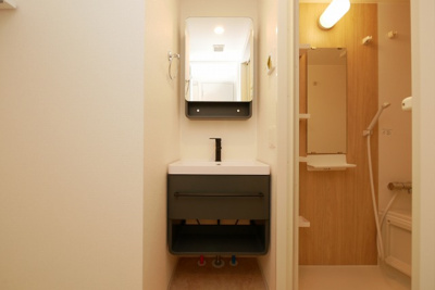 【独立洗面台】 | セレニテ難波グランデノール