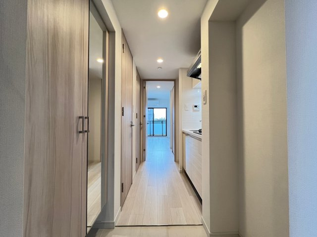S-RESIDENCE難波大国町Tresの玄関