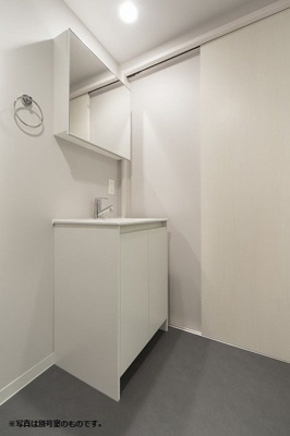 【独立洗面台】 | ロッククリスタル井尻 | 別号室の写真になります。現況優先。