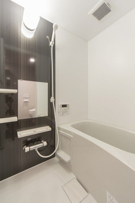 【浴室】 | ロッククリスタル井尻 | 別号室の写真になります。現況優先。