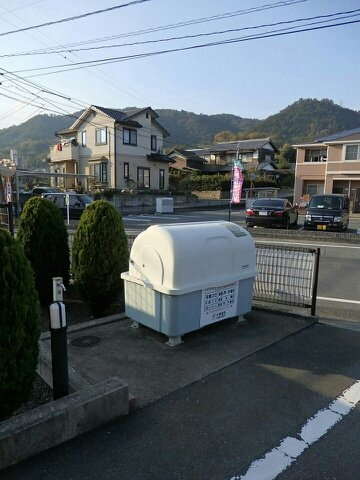 シェーン・バッハのその他共用部分