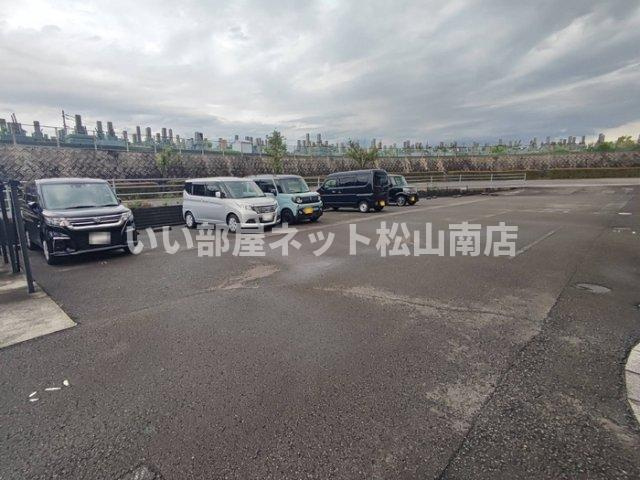【駐車場】 | エクレールＳＹＯＵ　B棟