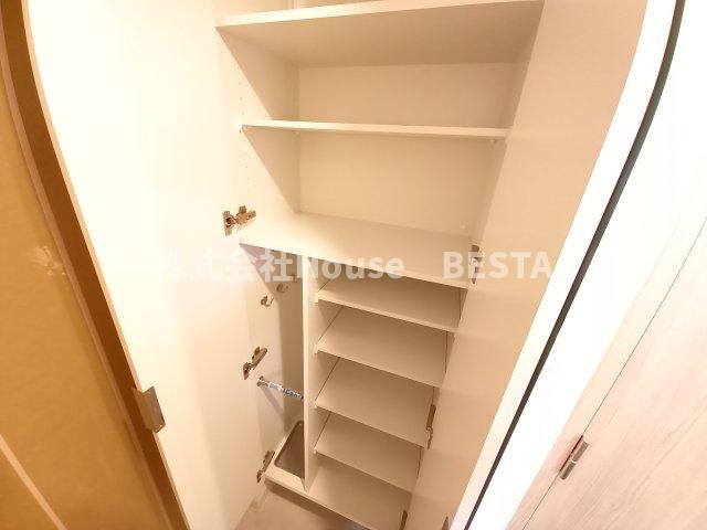 アドバンス神戸マーレの収納