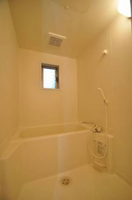 【浴室】 | アメニティ大野城 | 別号室の写真になります。現況優先。