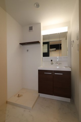 【洗面所】 | シャレオ井尻Ⅲ | 別号室の写真になります。現況優先。