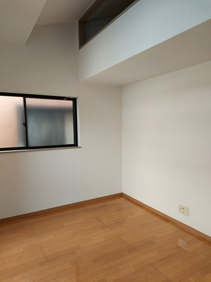 【洋室】 | タートルパーク南福岡 | 別号室の写真になります。現況優先。