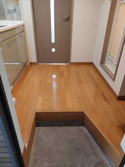 【玄関】 | タートルパーク南福岡 | 別号室の写真になります。現況優先。