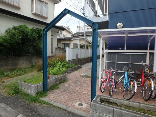 ジュネスサガノのエントランス