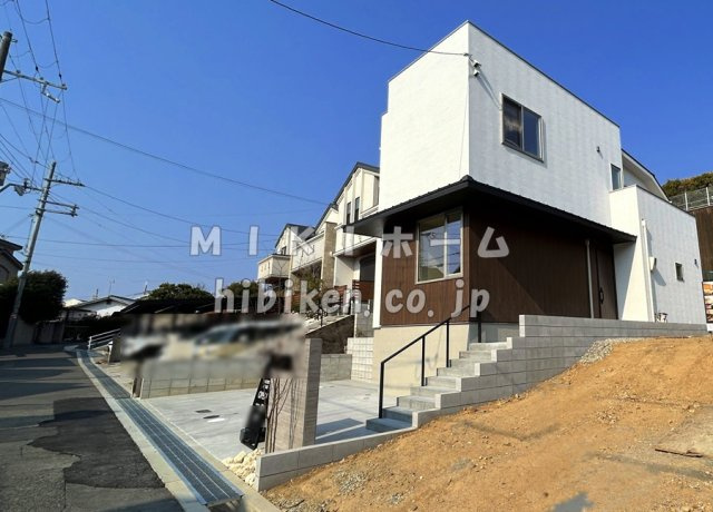 箕面市桜ヶ丘３丁目　新築戸建の外観