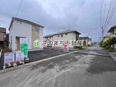 【前面道路含む現地写真】 | Cradlegarden矢板市東町第2 | 前面道路は広々としてます！運転が苦手な方でもお車の出し入れ簡単で安心です☆
