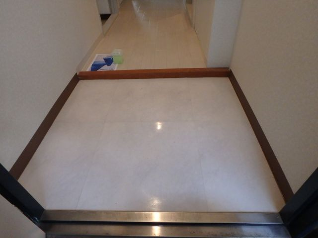 友井グレイスの玄関