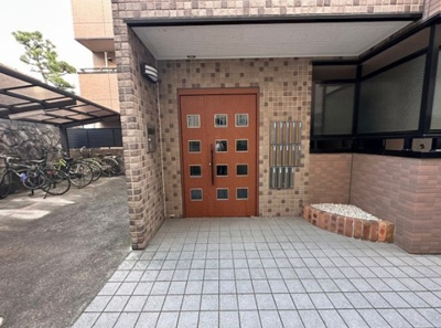 【エントランス】 | ラトゥール江坂 | エントランス★