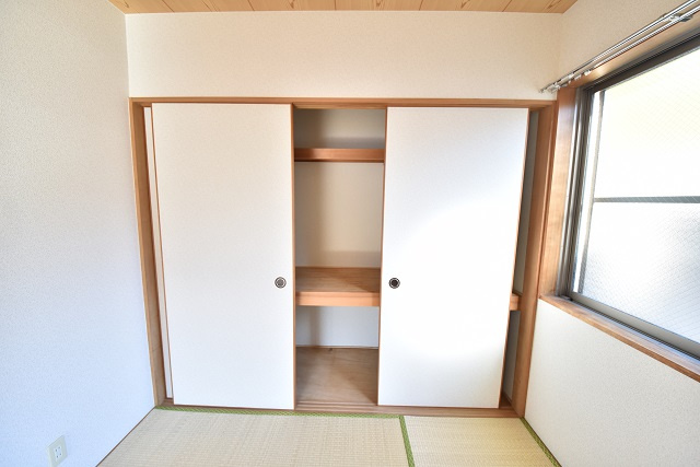 呉市溝路町の賃貸マンションの収納