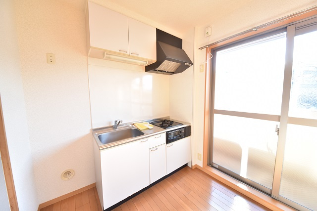 呉市溝路町の賃貸マンションのキッチン