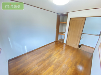 【洋室】 | 平日・土日も見学できます　再生住宅　リフォーム〇　駐車並列2台　咲が丘