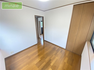 【洋室】 | 平日・土日も見学できます　再生住宅　リフォーム〇　駐車並列2台　咲が丘