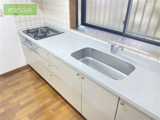 【キッチン】 | 平日・土日も見学できます　再生住宅　リフォーム〇　駐車並列2台　咲が丘