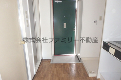 【玄関】 | サンヒルズB