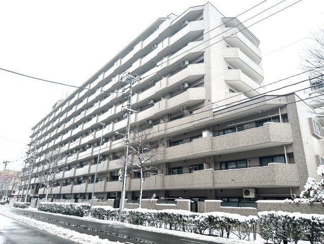 ライオンズプラザ榴ヶ岡の外観