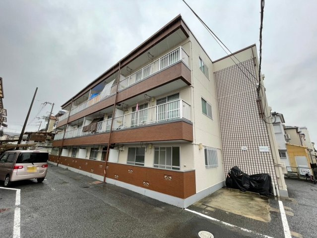 原田マンションの外観