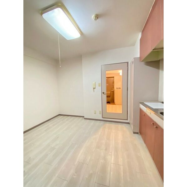 ジオ・グランデ・高井田の居間・リビング