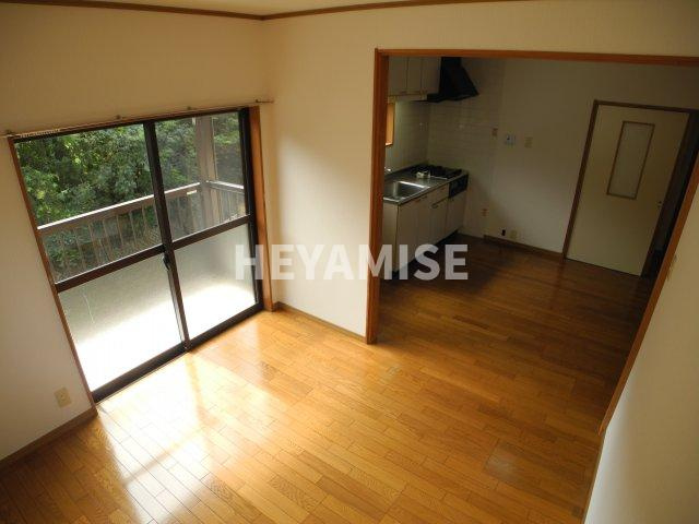 コーポ山下Ⅲの居間・リビング