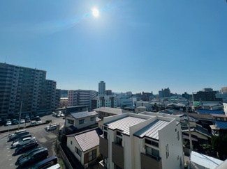 【展望】 | 全面建物とも距離があるので、素敵な景観と暖かい日差しをお部屋に運んでくれます♪