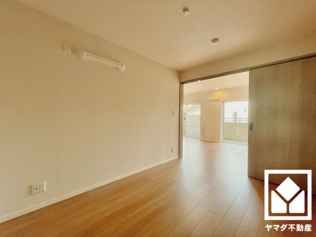 ディオ・フェルティ丹波橋左芳館の洋室