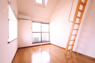 【居間・リビング】 | サマックス井尻 | 別号室の写真になります。現況優先。