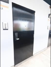 【玄関】 | ウイングコート南片江 | 別号室の写真になります。現況優先。