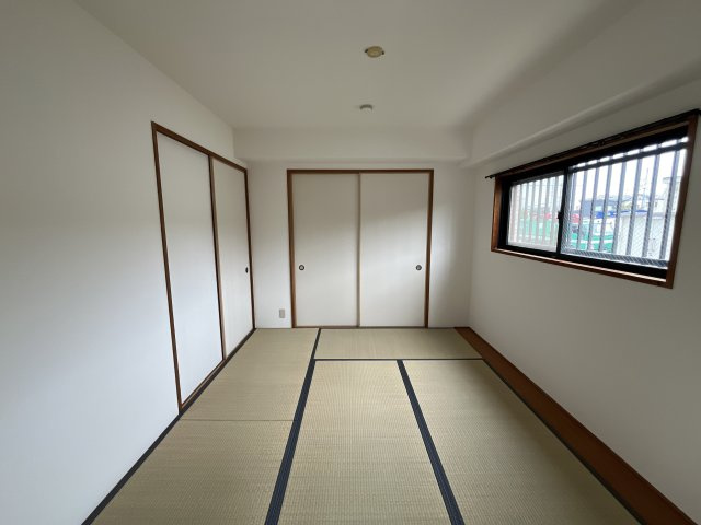 キャッスルコート飯田の和室
