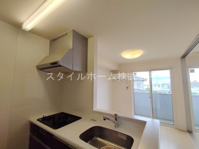 【居間・リビング】 | ヴェルドミール　B棟