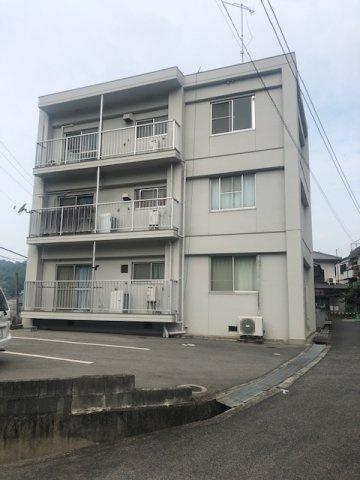 宮下ビルの外観