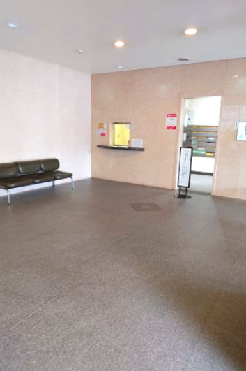 サンフィール大宮宮原のロビー