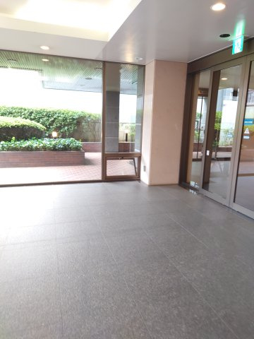 サンフィール大宮宮原のロビー