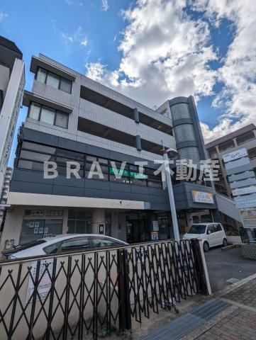 パピヨンさわらぎ BRAVI不動産のエントランス