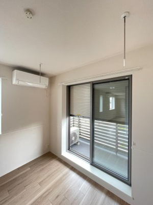 【設備】 | リヴィエール浮間舟渡 | ★エアコン・ホスクリーン・防犯シャッター付き♪※別部屋参考写真です。