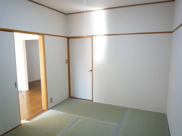 グリーンフィールドの和室