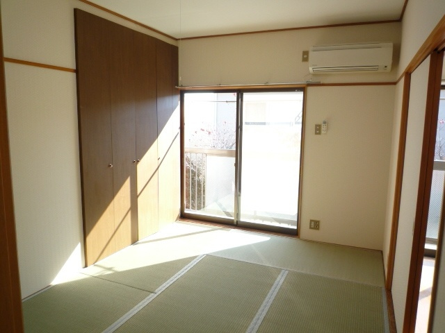グリーンフィールドの和室