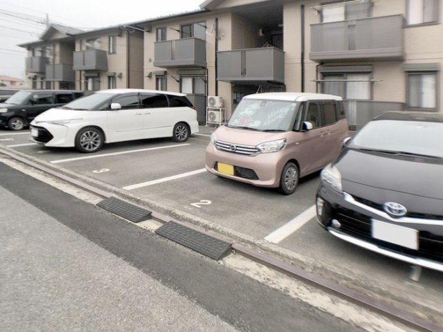 【駐車場】 | メゾンベールA