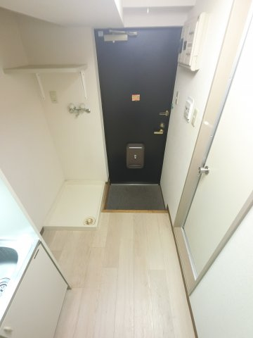 ベイステート安間の玄関