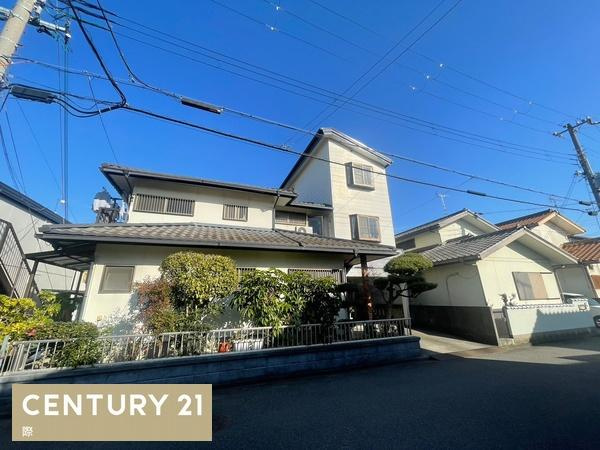 和歌山市小雑賀　中古戸建の前面道路含む現地写真|学区の宮前小学校は約1820m（徒歩約23分）、東和中学校は約2285m（自転車約10分）