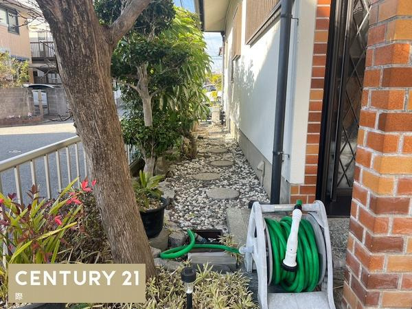 和歌山市小雑賀　中古戸建の庭|【庭】
ガーデニング・家庭菜園が楽しめます