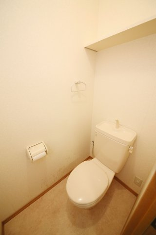 CASA LUMACAのトイレ|別部屋同一間取りのお写真となります。