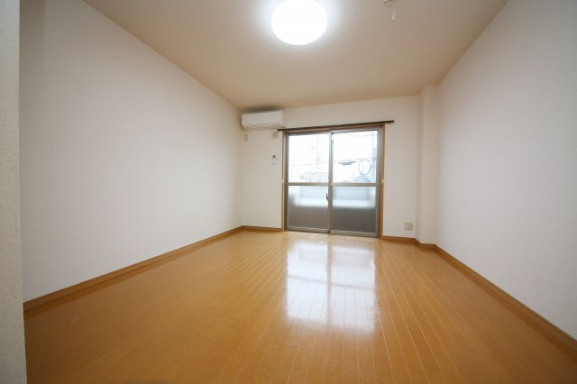 CASA LUMACAの内装|別部屋同一間取りのお写真となります。